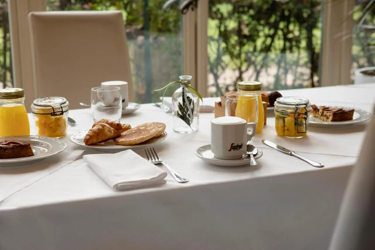 **** Aparthotel Hotel Parco Borromeo - Monza Brianza Cesano Maderno Italy