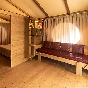 Delle Rose & Glamping Village 4* Isolabona