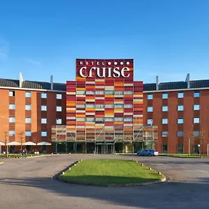 Отель Cruise