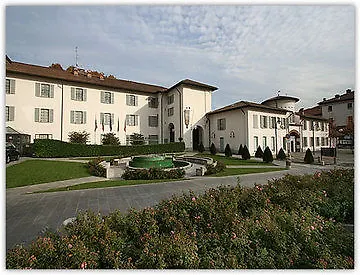 **** Aparthotel Hotel Parco Borromeo - Monza Brianza Cesano Maderno Italië